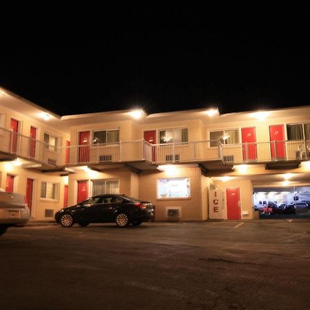 Lake City Motel Dartmouth Esterno foto