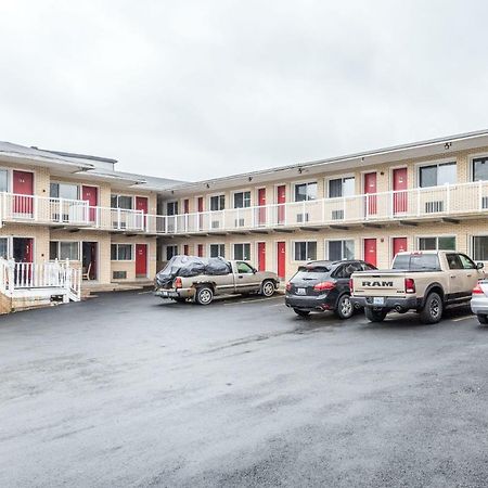 Lake City Motel Dartmouth Esterno foto