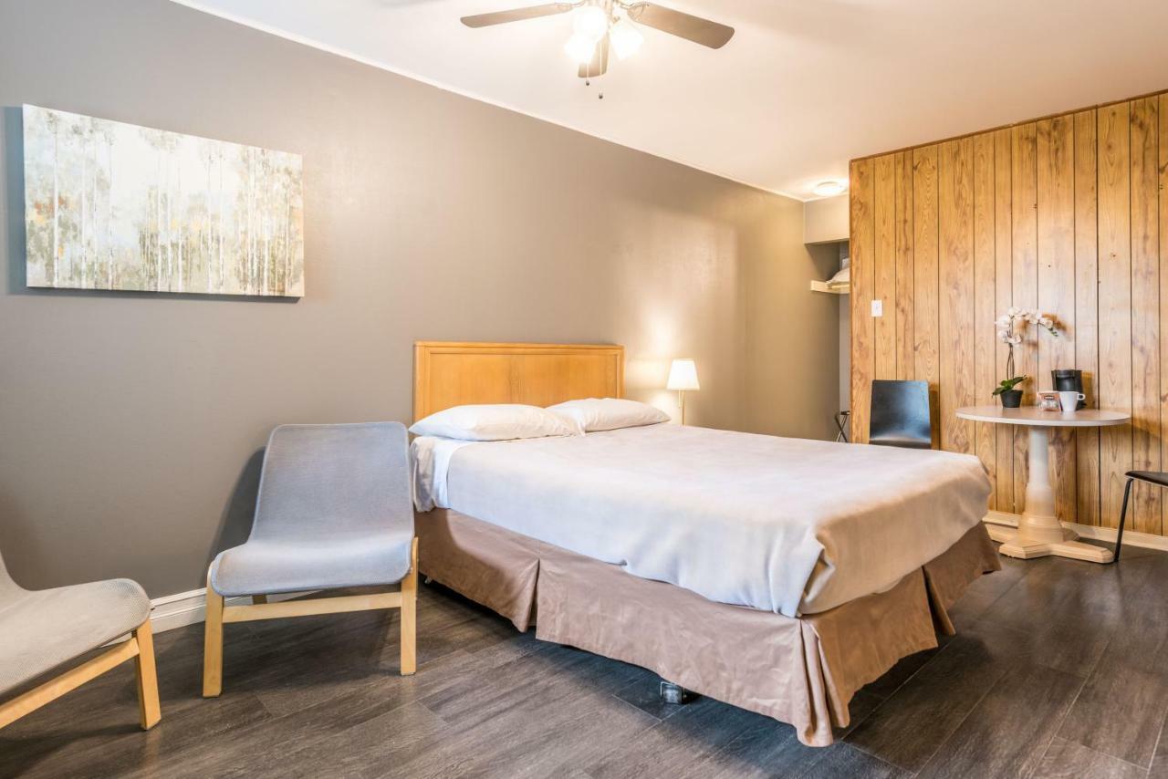 Lake City Motel Dartmouth Esterno foto