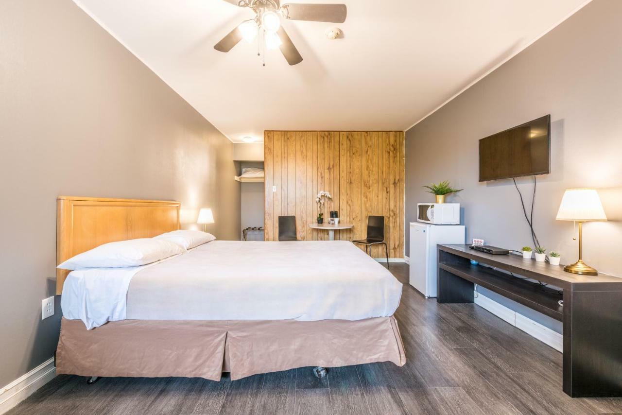 Lake City Motel Dartmouth Esterno foto